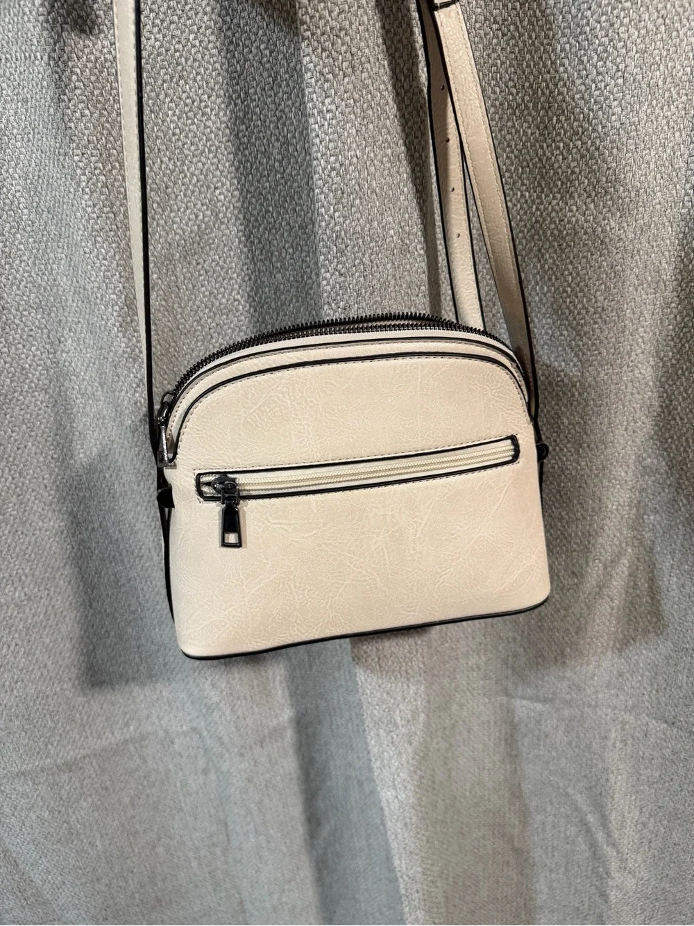 Elegant Cream Floral Embossed Crossbody Bag